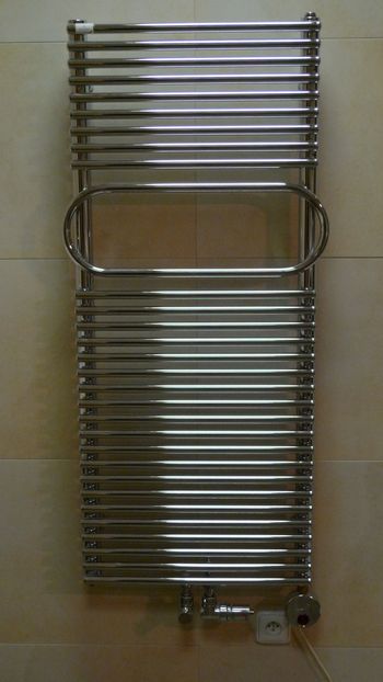 ZEHNDER OVIDA otopné těleso 545x1189mm SKO 120-50-VB5 - chrom